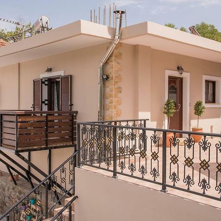 Marika Traditional Home Elos Exterior photo