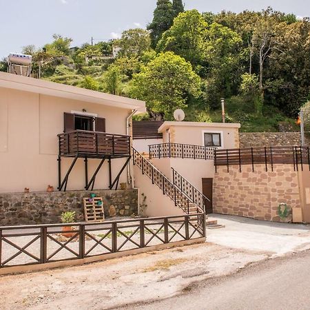 Marika Traditional Home Elos Exterior photo