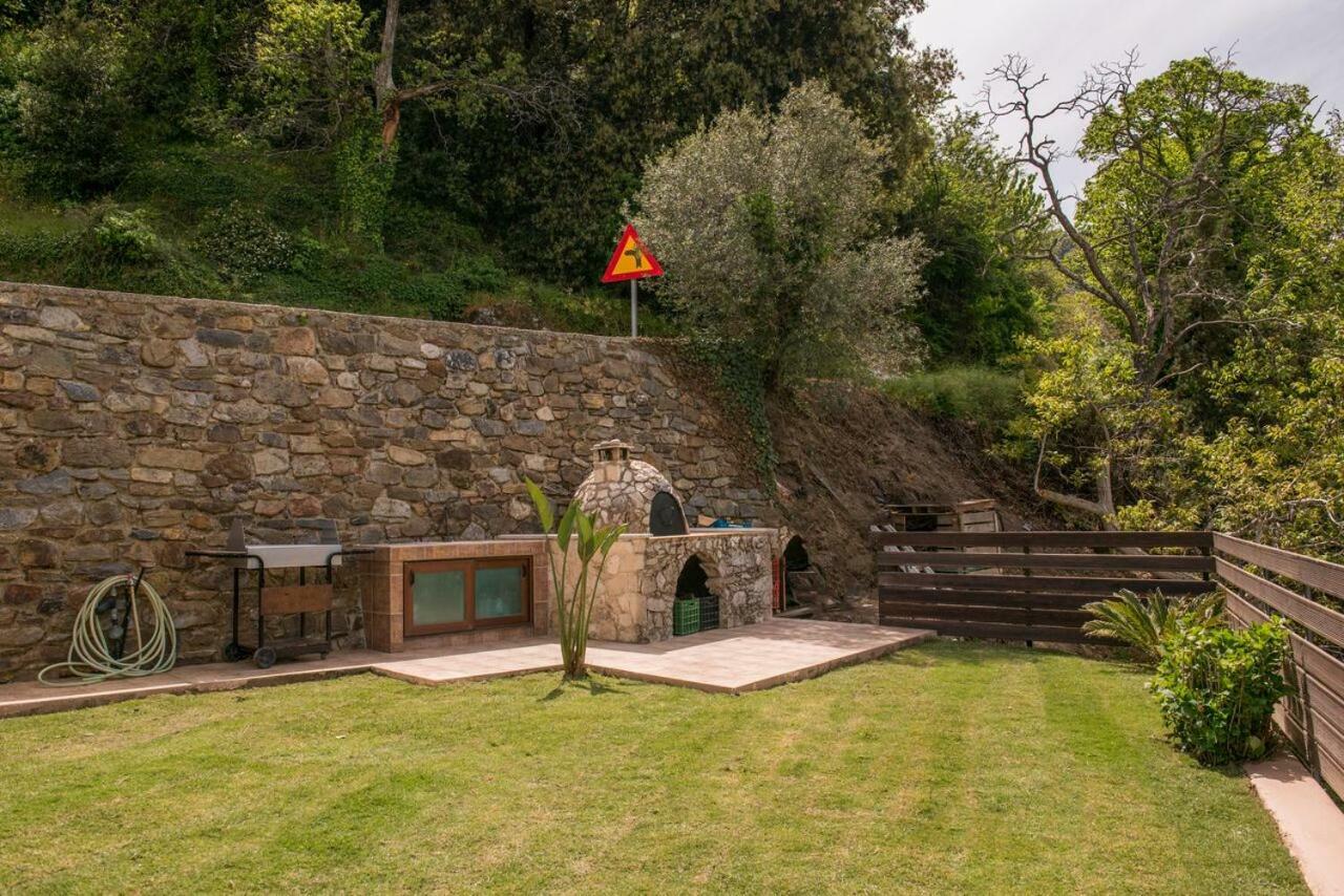 Marika Traditional Home Elos Exterior photo